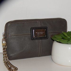 Authentic Tignanello leather Gray wallet/wristlet